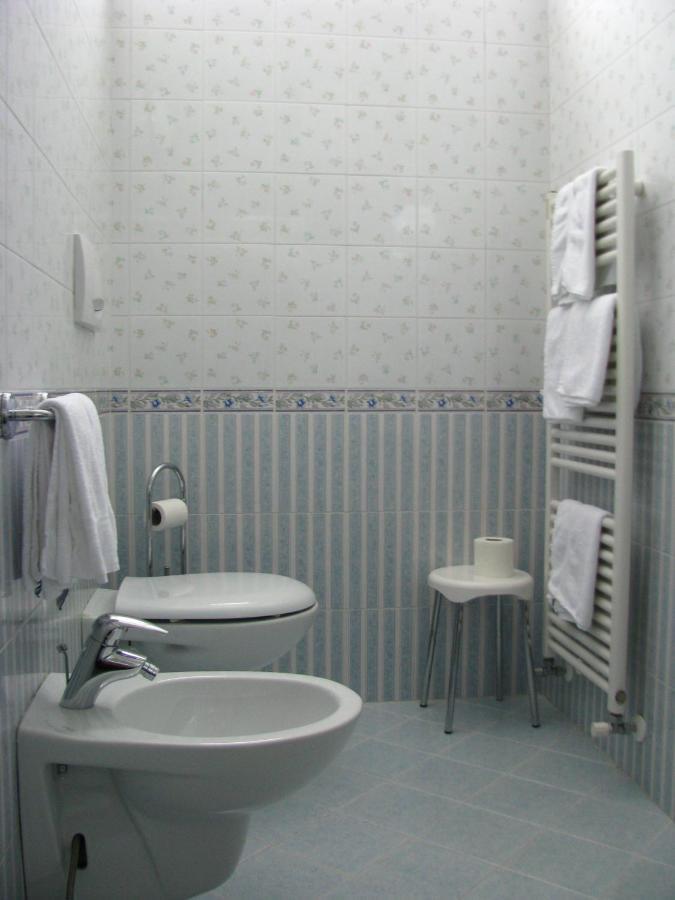Hotel Nes Crepes Pozza di Fassa Room photo